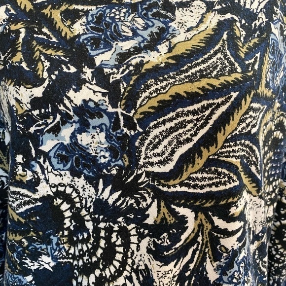 Joie Caleigh Floral Print Sweatshirt Cropped Blue MultiColor Thumb Holes Relaxed - Picture 4 of 9